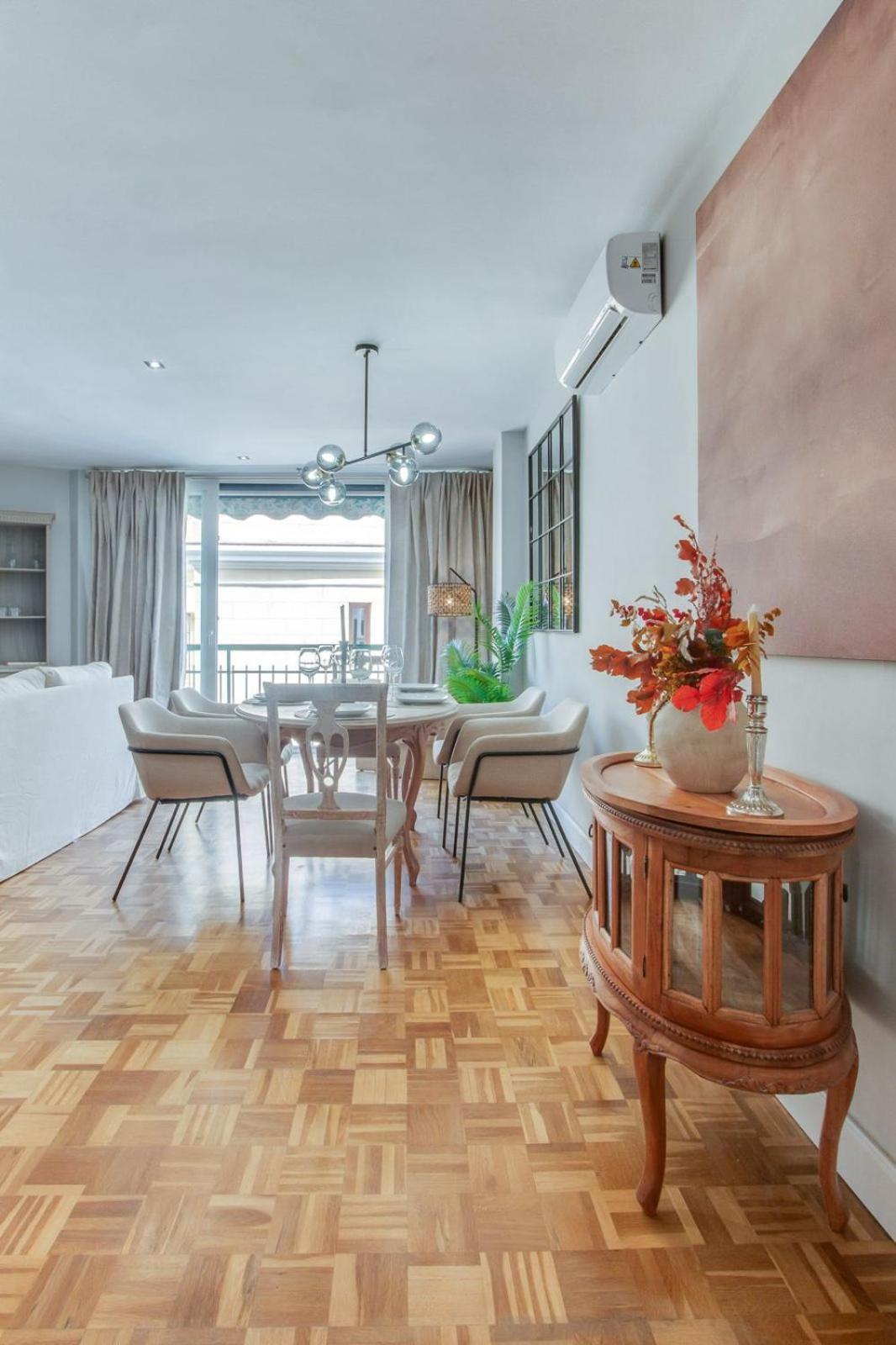 Cervantes Luxury Apartment Málaga Exteriör bild